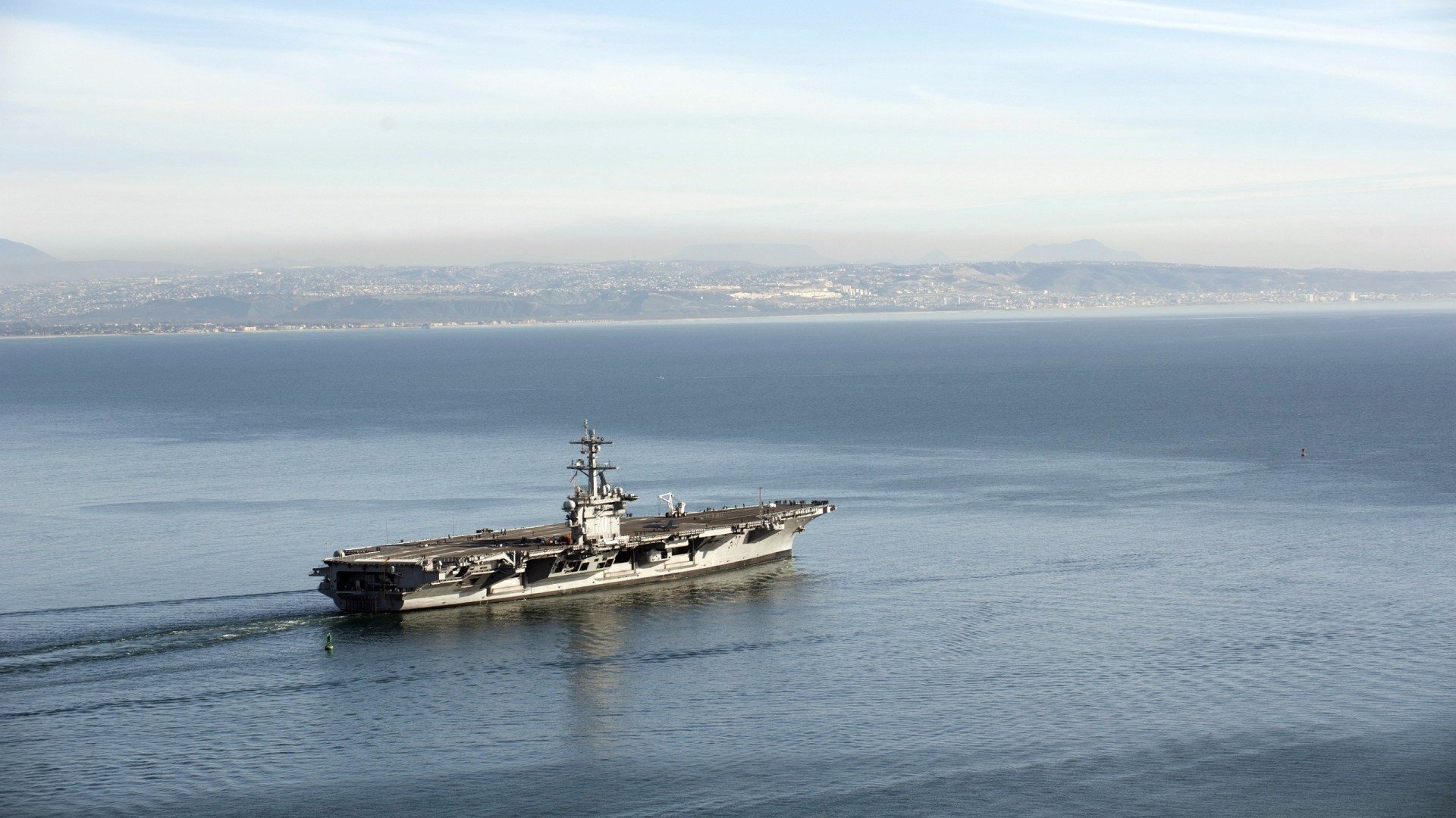 伊朗男队在四分之一决赛中意外击败日本队,进入半决赛,成为本届赛事的一大亮点。